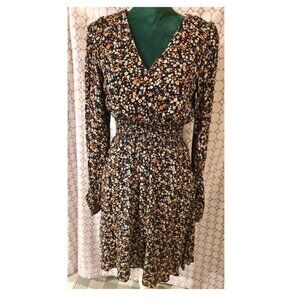 NWT GB Gianni Bini V-Neck Long Blouson Sleeve Floral Print Smocked Waist Dress M